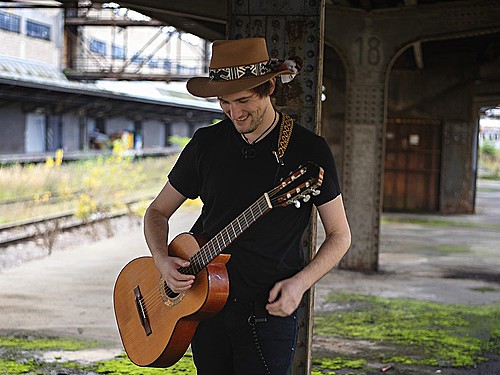 PORCELAIN SHARDS – „Deset otázek“