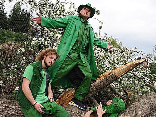 SHIT INFESTED ROACH HUMAN CARCASS – Pro budoucnost SIRHC udělám maximum, abych to někam dotáhl, hudba je teď můj život a jak říká Bruno Kovařík, chci tomu obětovat opravdu vše a táhnout to co nejvíc, co bude v mých silách.